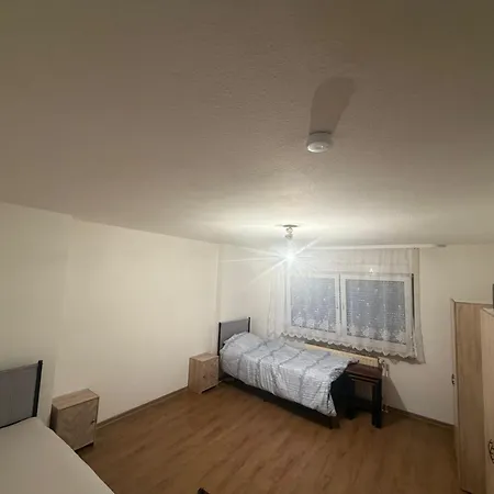 Overbruch Monteurwohnung דיסבורג